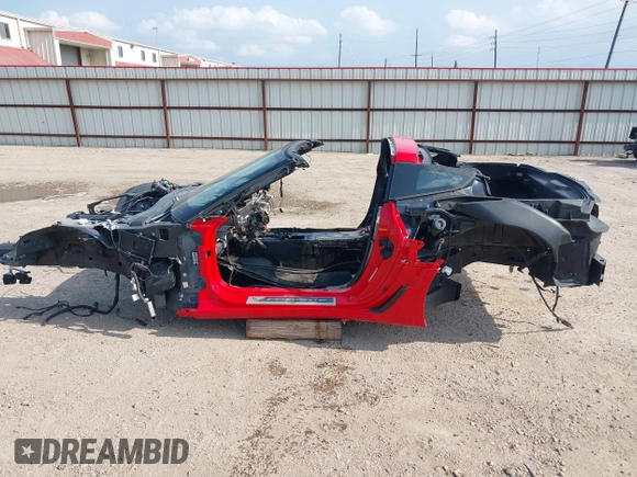 2015 Chevrolet Corvette Z06 2LZ z VIN 1G1YR2D69F5600121, wystawiony jako IAAI lot #42321716 z przebiegiem Nie podano mil oraz . Historia ofert i sprzedaży dostępna na DreamBid. Obrazek 14.