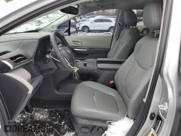 2023 Toyota Sienna XLE with VIN 5TDJSKFC2PS095938, listed as a Copart auction lot 43916205 with 16,586 mi miles and Salvage Title. Bid and sale history available at carsss.com. Image 7.