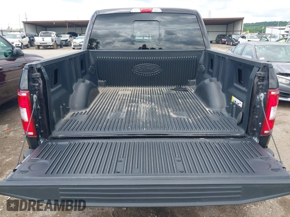 2020 Ford F-150 XL z VIN 1FTEW1EP1LFB65251, wystawiony jako IAAI lot #42355983 z przebiegiem 59 180 mil mil oraz . Historia ofert i sprzedaży dostępna na DreamBid. Obrazek 18.