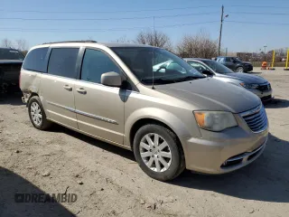 2016 Chrysler Town & Country Touring with VIN 2C4RC1BG2GR147984, listed as a Copart auction lot 48196815 with 136,214 mi miles and Salvage Title. Bid and sale history available at carsss.com. Image 4.