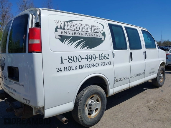 2012 Chevrolet Express Cargo Van with VIN 1GCWGFBA6C1156153, listed as a IAAI auction lot 42168661 with 233,473 mi miles. Bid and sale history available at carsss.com. Image 4.