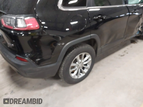 2019 Jeep Cherokee Latitude Plus with VIN 1C4PJMLB7KD193212, listed as a IAAI auction lot 41140326 with 75,360 mi miles. Bid and sale history available at carsss.com. Image 4.