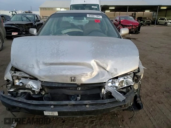 1995 Honda Accord LX with VIN 1HGCD5638SA151859, listed as a Copart auction lot 85007704 with 137,901 mi miles and Salvage Title. Bid and sale history available at carsss.com. Image 11.