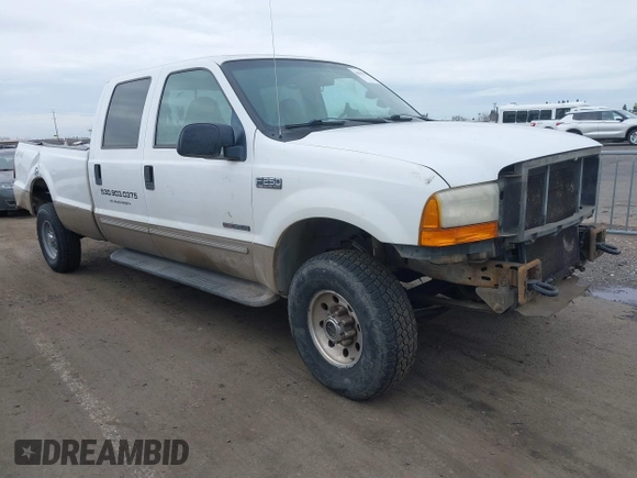 2000 Ford Super Duty F-250 XL with VIN 1FTNW21F5YEE13839, listed as a IAAI auction lot 38604393 with 288,366 mi miles. Bid and sale history available at carsss.com. Image 1.