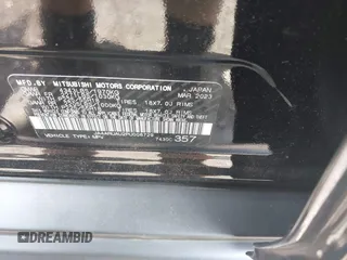 2023 Mitsubishi Outlander ES z VIN JA4ARUAU2PU008729, wystawiony jako IAAI lot #39558734 z przebiegiem 7 466 mil mil oraz . Historia ofert i sprzedaży dostępna na DreamBid. Obrazek 9.