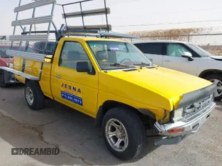 1992 Nissan Frontier XE z VIN 1N6SD11S9NC325106, wystawiony jako IAAI lot #41701948 z przebiegiem 326 968 mil mil oraz . Historia ofert i sprzedaży dostępna na DreamBid. Obrazek 1.