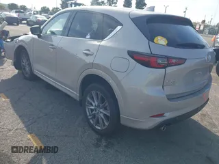 2024 Mazda CX-5 2.5 S Premium Package with VIN JM3KFBDL3R0432240, listed as a IAAI auction lot 41613036 with 1 mi miles. Bid and sale history available at carsss.com. Image 3.
