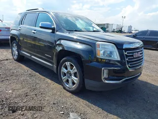 2017 GMC Terrain SLT z VIN 2GKALPEK3H6179415, wystawiony jako IAAI lot #42233141 z przebiegiem 121 382 mil mil oraz . Historia ofert i sprzedaży dostępna na DreamBid. Obrazek 1.