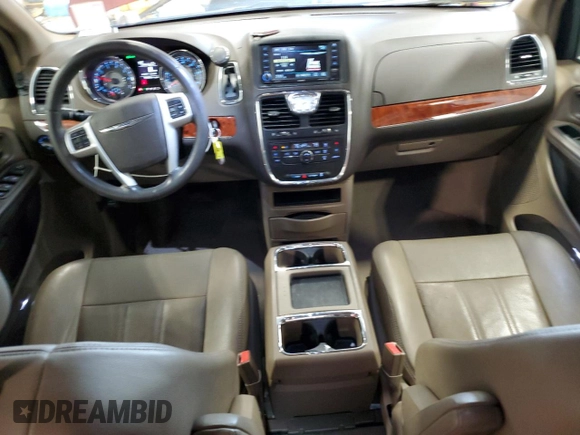 2015 Chrysler Town & Country Touring-L with VIN 2C4RC1CG1FR674900, listed as a Copart auction lot 53562085 with 99,030 mi miles and Clean Title. Bid and sale history available at carsss.com. Image 8.