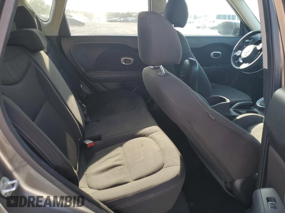 2019 Kia Soul z VIN KNDJN2A24K7672817, wystawiony jako Copart lot #54296525 z przebiegiem 107 338 mil mil oraz Nie do naprawy • Non repairable. Historia ofert i sprzedaży dostępna na DreamBid. Obrazek 11.