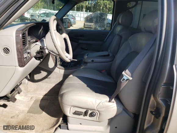 2002 GMC Yukon Denali with VIN 1GKEK63U72J274220, listed as a Copart auction lot 71891634 with 140,885 mi miles and Salvage Title. Bid and sale history available at carsss.com. Image 7.