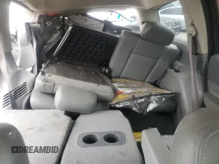 2005 Dodge Durango SLT z VIN 1D4HB48D65F539936, wystawiony jako Copart lot #49795885 z przebiegiem 262 712 mil mil oraz Szkoda całkowita • Salvage title. Historia ofert i sprzedaży dostępna na DreamBid. Obrazek 10.