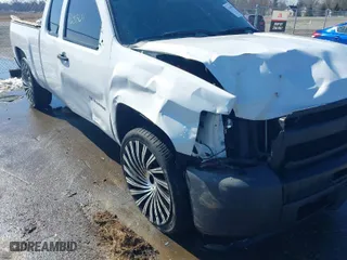 2012 Chevrolet Silverado 1500 Work Truck with VIN 1GCRCPEX5CZ247060, listed as a IAAI auction lot 41650364 with 175,587 mi miles. Bid and sale history available at carsss.com. Image 6.