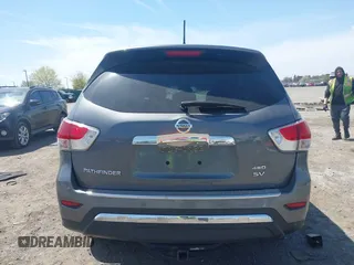 2016 Nissan Pathfinder Platinum with VIN 5N1AR2MM0GC645674, listed as a IAAI auction lot 42070490 with Not Provided miles. Bid and sale history available at carsss.com. Image 15.
