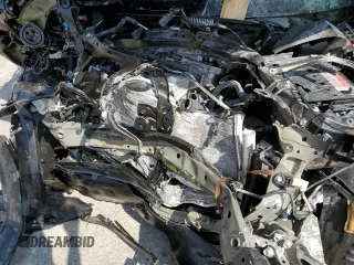 2018 Toyota RAV4 XLE z VIN 2T3RFREV5JW767239, wystawiony jako Copart lot #53781833 z przebiegiem Nie podano mil oraz Szkoda całkowita • Salvage title. Historia ofert i sprzedaży dostępna na DreamBid. Obrazek 13.