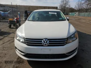 2014 Volkswagen Passat S w/Nav with VIN 1VWAP7A39EC015150, listed as a Copart auction lot 44434995 with 124,796 mi miles and Salvage Title. Bid and sale history available at carsss.com. Image 5.