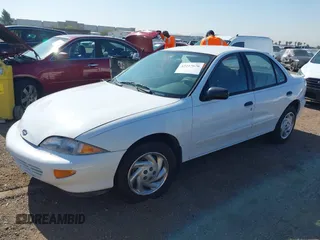 1998 Chevrolet Cavalier z VIN 1G1JC5245W7301333, wystawiony jako IAAI lot #42217676 z przebiegiem 78 070 mil mil oraz . Historia ofert i sprzedaży dostępna na DreamBid. Obrazek 2.