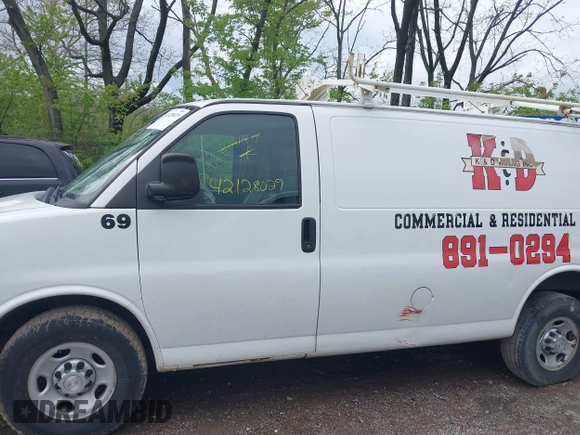 2016 Chevrolet Express Cargo with VIN 1GCWGAFF5G1261197, listed as a IAAI auction lot 42128029 with 117,535 mi miles and . Bid and sale history available at DreamBid. Image 14.
