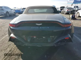 2023 Aston Martin Vantage z VIN SCFSMGBW8PGP07034, wystawiony jako Copart lot #83069914 z przebiegiem Nie podano mil oraz Szkody całkowita. Historia ofert i sprzedaży dostępna na DreamBid. Obrazek 6.