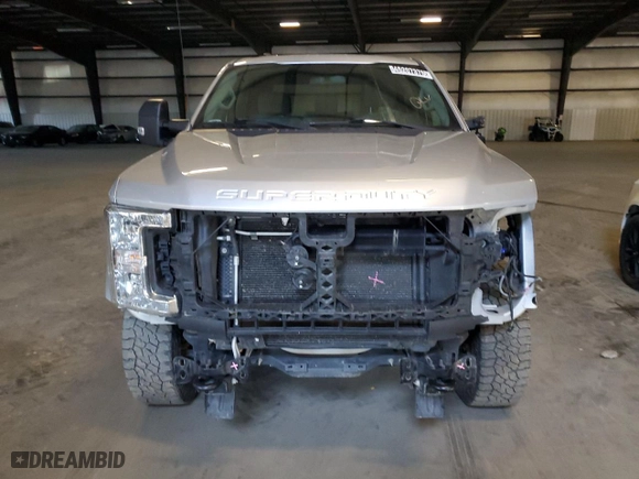 2019 Ford Super Duty F-250 SRW XL with VIN 1FT7W2B65KEE27240, listed as a Copart auction lot 45207375 with 138,474 mi miles and Salvage Title. Bid and sale history available at carsss.com. Image 5.