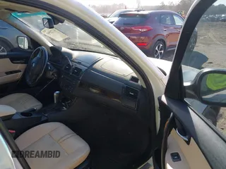 2010 BMW X3 xDrive30i with VIN WBXPC9C41AWJ35191, listed as a IAAI auction lot 41720593 with 139,468 mi miles. Bid and sale history available at carsss.com. Image 5.