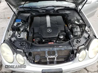 2005 Mercedes-Benz E 500 z VIN WDBUF83J85X177556, wystawiony jako Copart lot #60916214 z przebiegiem 185 915 mil mil oraz Szkoda całkowita • Salvage title. Historia ofert i sprzedaży dostępna na DreamBid. Obrazek 11.