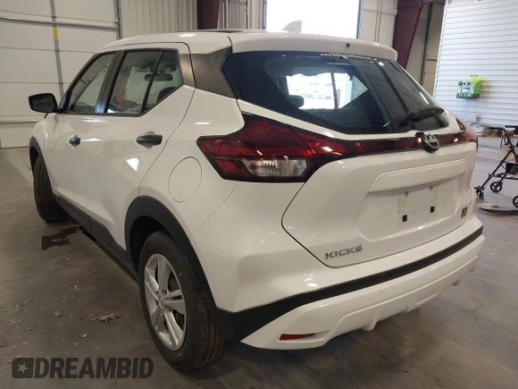 2024 Nissan Kicks S with VIN 3N1CP5BV0RL542538, listed as a IAAI auction lot 41929561 with 10,632 mi miles and . Bid and sale history available at DreamBid. Image 3.