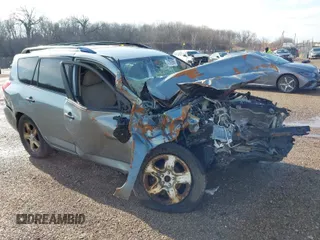 2008 Toyota RAV4 with VIN JTMBD33VX86057109, listed as a IAAI auction lot 41906587 with 1 mi miles. Bid and sale history available at carsss.com. Image 1.