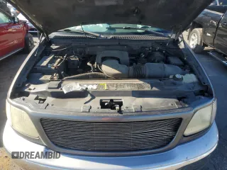 2002 Ford F-150 XLT with VIN 1FTRW08L62KB73629, listed as a Copart auction lot 83571304 with 201,816 mi miles and Salvage Title. Bid and sale history available at carsss.com. Image 11.