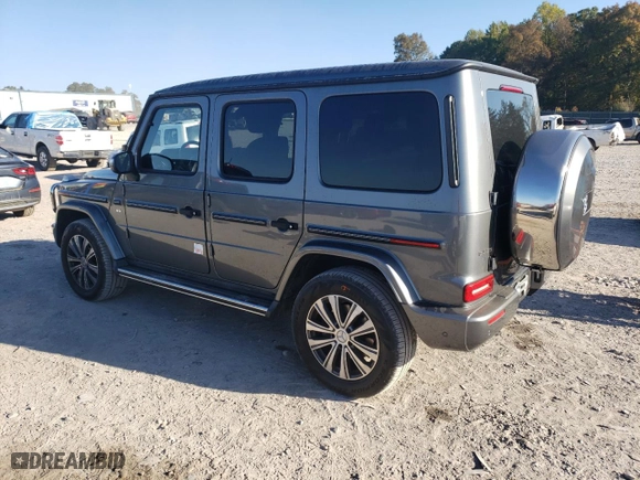 2020 Mercedes-Benz G-Class G 550 with VIN W1NYC6BJ1LX359560, listed as a Copart auction lot 76581924 with 32,932 mi miles and Salvage Title. Bid and sale history available at carsss.com. Image 2.