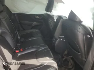 2019 Jeep Cherokee Latitude Plus with VIN 1C4PJLLN0KD119876, listed as a Copart auction lot 60462765 with 61,909 mi miles and Salvage title. Bid and sale history available at DreamBid. Image 10.