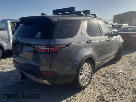 2018 Land Rover Discovery HSE z VIN SALRR2RVXJA077289, wystawiony jako Copart lot #52288545 z przebiegiem 79 881 mil mil oraz Tytuł czysty. Historia ofert i sprzedaży dostępna na DreamBid. Obrazek 3.