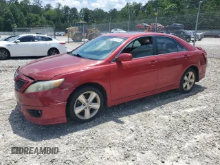 2010 Toyota Camry z VIN 4T1BF3EK0AU520157, wystawiony jako Copart lot #60215135 z przebiegiem 249 869 mil mil oraz Czysty tytuł • Clean title. Historia ofert i sprzedaży dostępna na DreamBid. Obrazek 1.