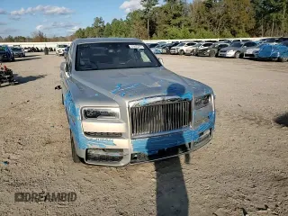 2020 Rolls-Royce Cullinan z VIN SLATV4C03LU202157, wystawiony jako Copart lot #51245311 z przebiegiem Nie podano mil oraz Szkoda całkowita • Salvage title. Historia ofert i sprzedaży dostępna na DreamBid. Obrazek 11.