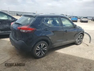 2019 Nissan Kicks S with VIN 3N1CP5CU9KL546289, listed as a Copart auction lot 49649395 with 103,533 mi miles and Salvage Title. Bid and sale history available at carsss.com. Image 3.