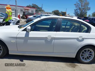 2010 BMW 3 Series 328i with VIN WBAPH5C5XAA439453, listed as a IAAI auction lot 42636515 with 98,702 mi miles and . Bid and sale history available at DreamBid. Image 14.