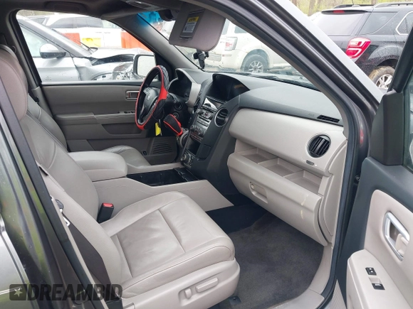 2012 Honda Pilot Touring with VIN 5FNYF4H98CB065003, listed as a IAAI auction lot 41989829 with 91,607 mi miles and . Bid and sale history available at DreamBid. Image 5.