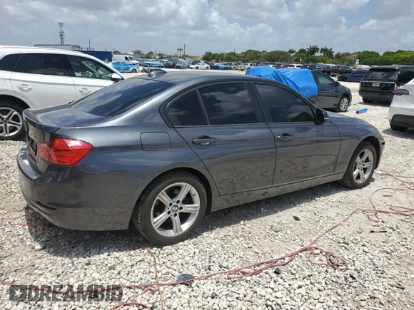 2014 BMW 3 Series 328i z VIN WBA3A5C50EP601354, wystawiony jako Copart lot #60981185 z przebiegiem 106 361 mil mil oraz Czysty tytuł • Clean title. Historia ofert i sprzedaży dostępna na DreamBid. Obrazek 3.