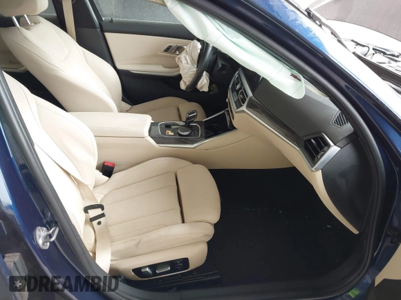 2020 BMW 3 Series 330i with VIN 3MW5R1J00L8B42355, listed as a IAAI auction lot 41817750 with 52,069 mi miles. Bid and sale history available at carsss.com. Image 5.