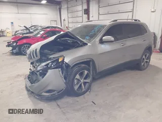 2019 Jeep Cherokee Limited with VIN 1C4PJMDX4KD217959, listed as a IAAI auction lot 41521547 with 30,153 mi miles and . Bid and sale history available at DreamBid. Image 18.