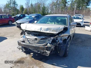2009 Toyota Camry with VIN 4T4BE46K69R101190, listed as a IAAI auction lot 42054350 with 83,740 mi miles. Bid and sale history available at carsss.com. Image 6.