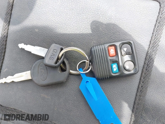 2004 Ford Expedition Eddie Bauer с VIN 1FMFU17L04LA74071, выставлен на аукционе IAAI как лот 42658499 с пробегом 297 007 миль миль и . История ставок и продаж доступна на DreamBid. Изображение 11.