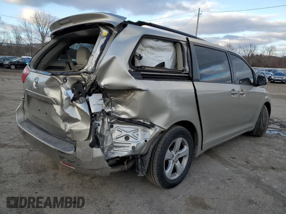 2015 Toyota Sienna LE AAS with VIN 5TDKK3DC9FS589533, listed as a Copart auction lot 88793785 with 127,683 mi miles and Non Repairable. Bid and sale history available at DreamBid. Image 3.