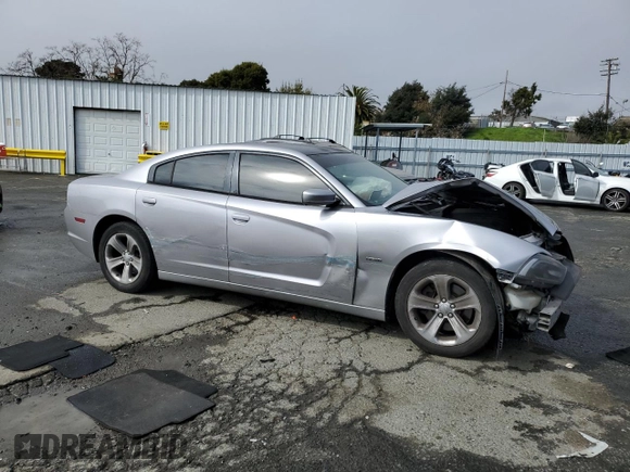 2014 Dodge Charger RT Plus with VIN 2C3CDXCT8EH138179, listed as a Copart auction lot 46060595 with 122,724 mi miles and Salvage Title. Bid and sale history available at carsss.com. Image 4.