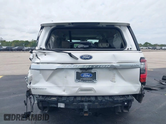 2019 Ford Expedition Max Platinum with VIN 1FMJK1LT3KEA56753, listed as a IAAI auction lot 42247331 with 73,909 mi miles and . Bid and sale history available at DreamBid. Image 17.