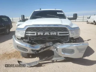 2022 Ram 2500 Tradesman with VIN 3C6UR5HJ2NG366442, listed as a Copart auction lot 49252165 with 81,256 mi miles and Salvage title. Bid and sale history available at DreamBid. Image 5.