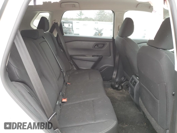 2024 Nissan Rogue S z VIN 5N1BT3AB1RC746787, wystawiony jako Copart lot #83751454 z przebiegiem 22 488 mil mil oraz Nie do naprawy • Non repairable. Historia ofert i sprzedaży dostępna na DreamBid. Obrazek 11.