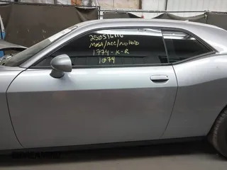2016 Dodge Challenger R/T Plus с VIN 2C3CDZBT0GH311774, выставлен на аукционе IAAI как лот 42313006 с пробегом 85 905 миль миль и . История ставок и продаж доступна на DreamBid. Изображение 15.