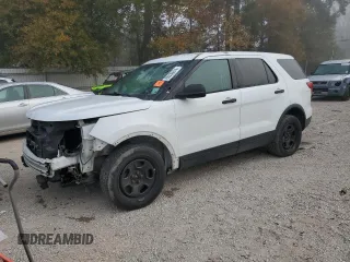 2016 Ford Utility Police Interceptor with VIN 1FM5K8AR1GGA62743, listed as a Copart auction lot 85338674 with 0 mi miles and Clean Title. Bid and sale history available at carsss.com. Image 1.