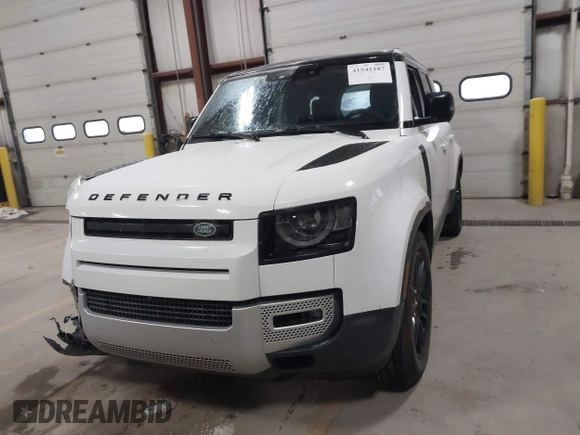 2020 Land Rover Defender SE with VIN SALEPEEU6L2010608, listed as a IAAI auction lot 41541187 with 49,733 mi miles and . Bid and sale history available at DreamBid. Image 12.